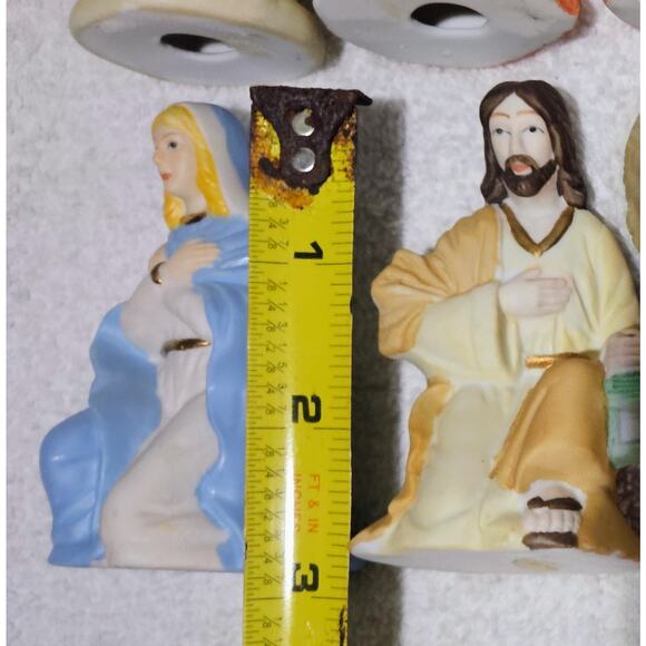 Porcelain Nativity Set Vintage 1990 Flambo Christmas Figurines Jesus IN BOX - Picture 8 of 9